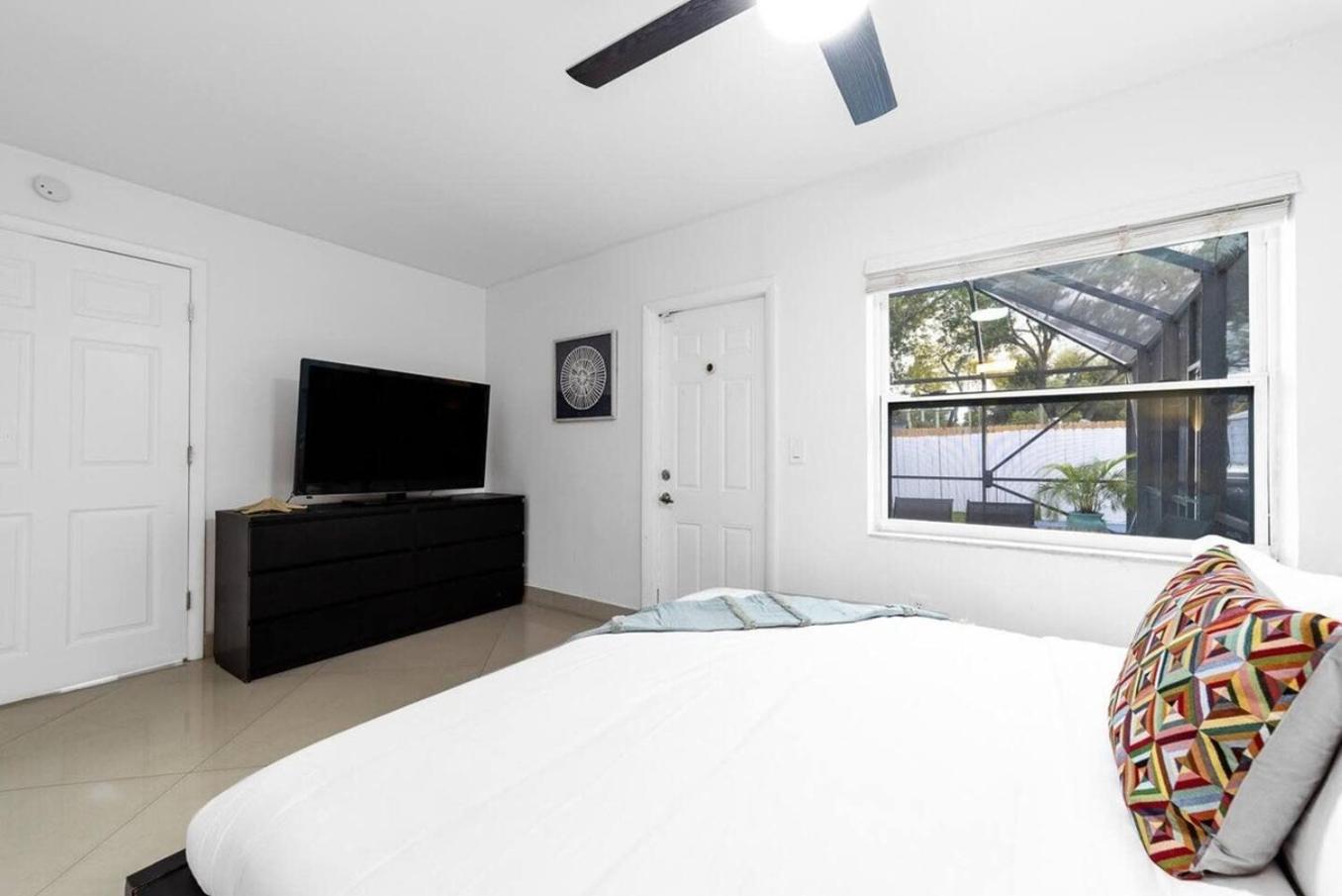 Private Heated Pool Villa In Ftl Near Beach Fort Lauderdale Exterior foto