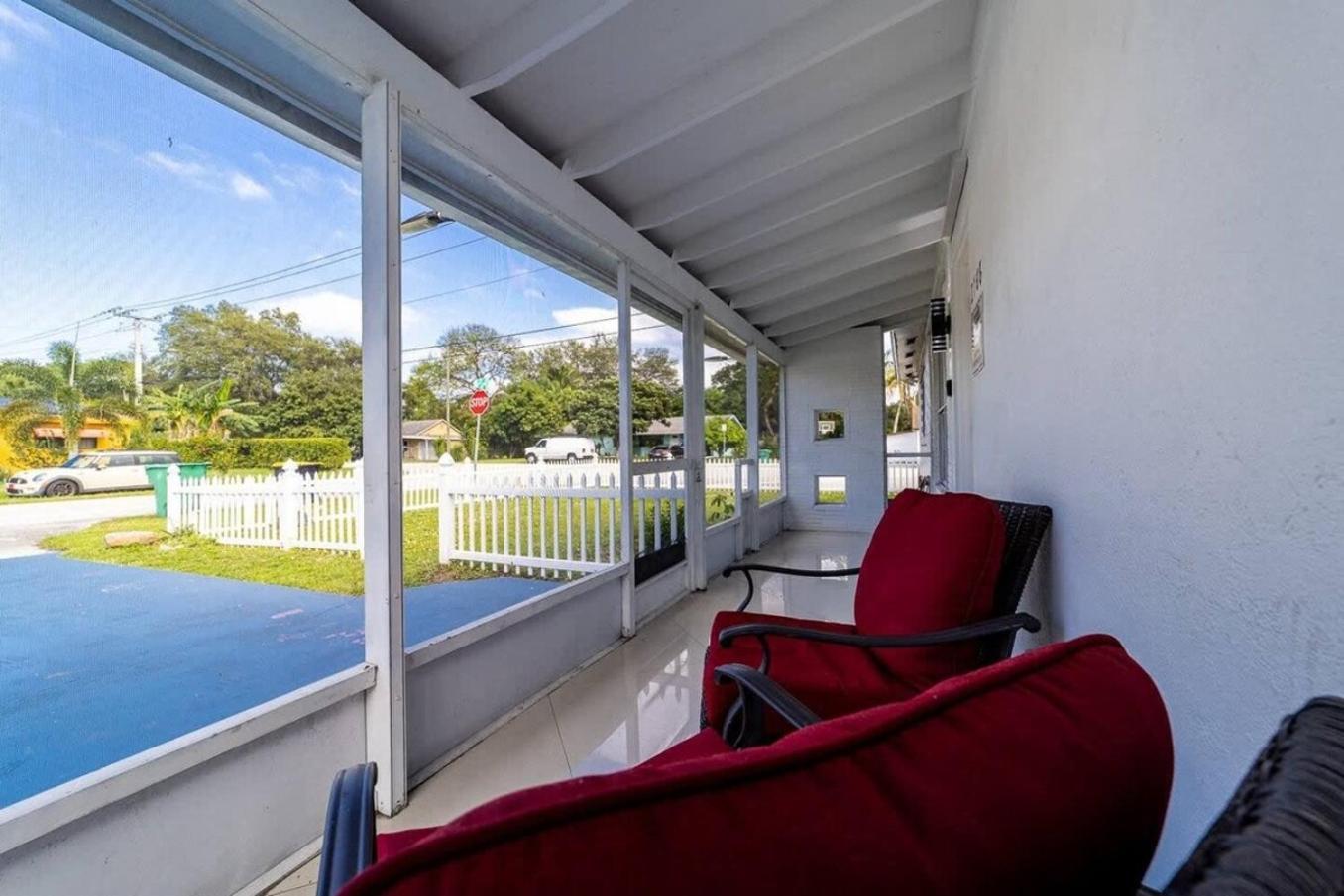 Private Heated Pool Villa In Ftl Near Beach Fort Lauderdale Exterior foto